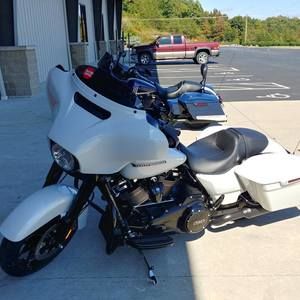 Meet your Posher, Billy